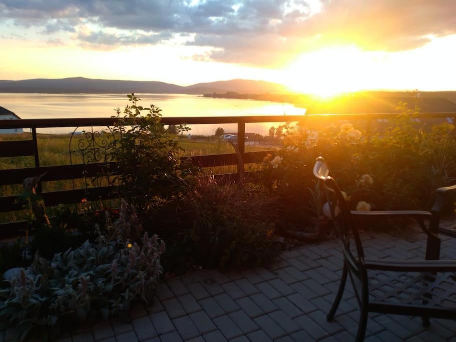 Apartman S Terasou A Vyhledem Na Jezero Lipno Kovarov Exterior photo