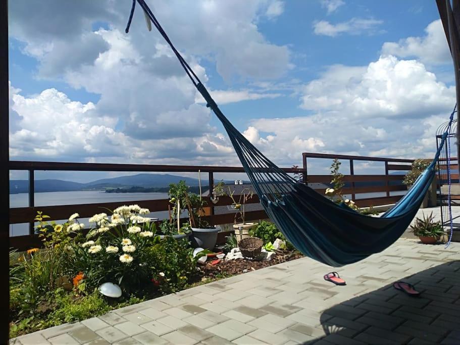Apartman S Terasou A Vyhledem Na Jezero Lipno Kovarov Exterior photo